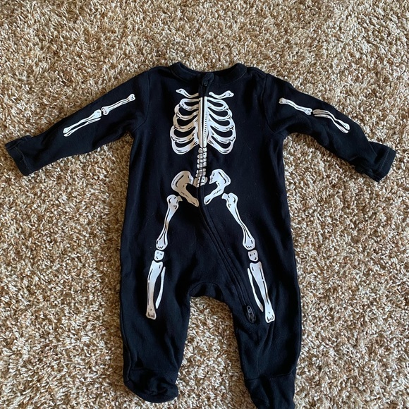 Halloween baby clothes 0-3m and hat - Picture 3 of 7